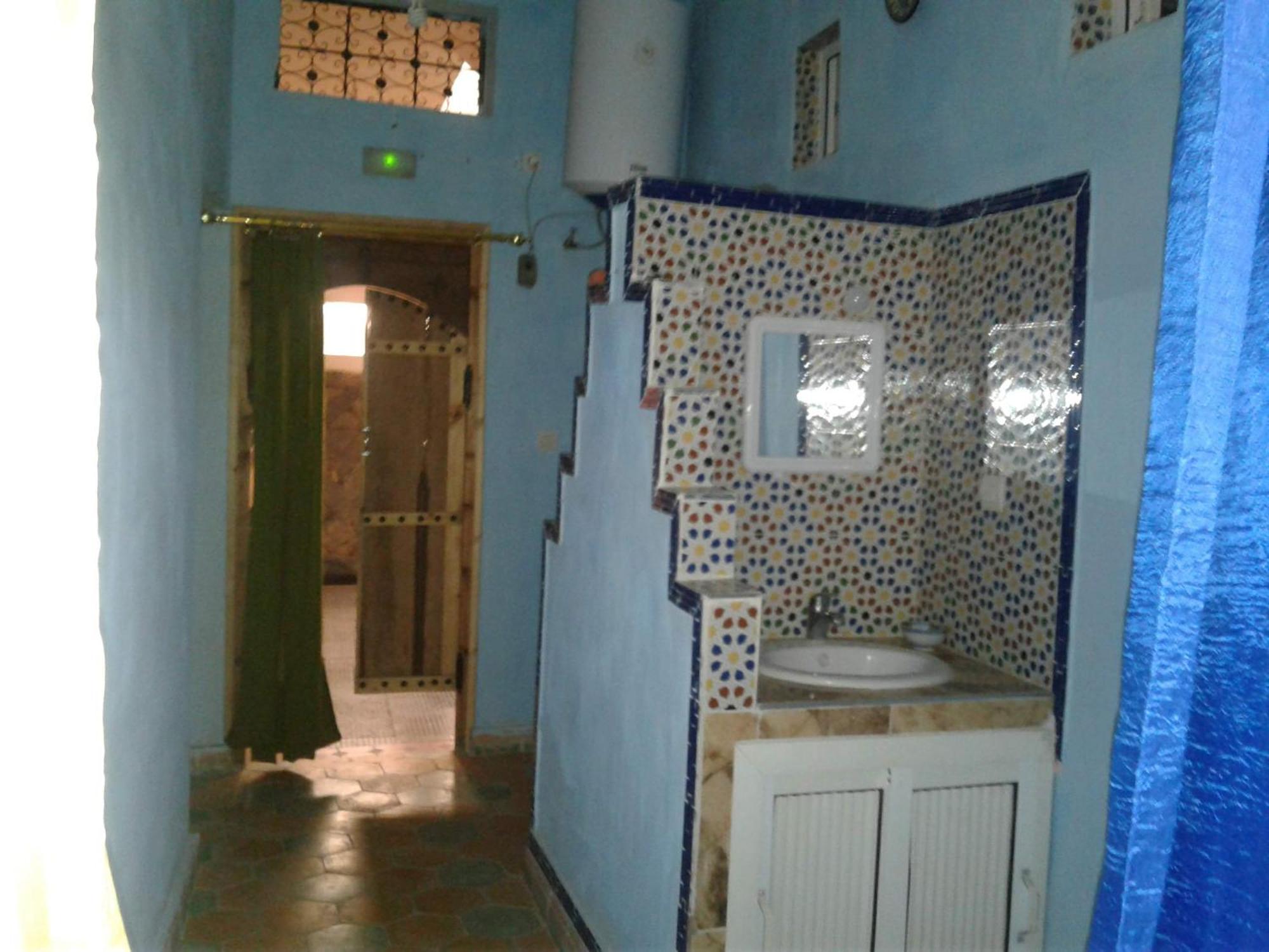 Maison D Hotes Tioute Chez Abdelmajid Екстер'єр фото