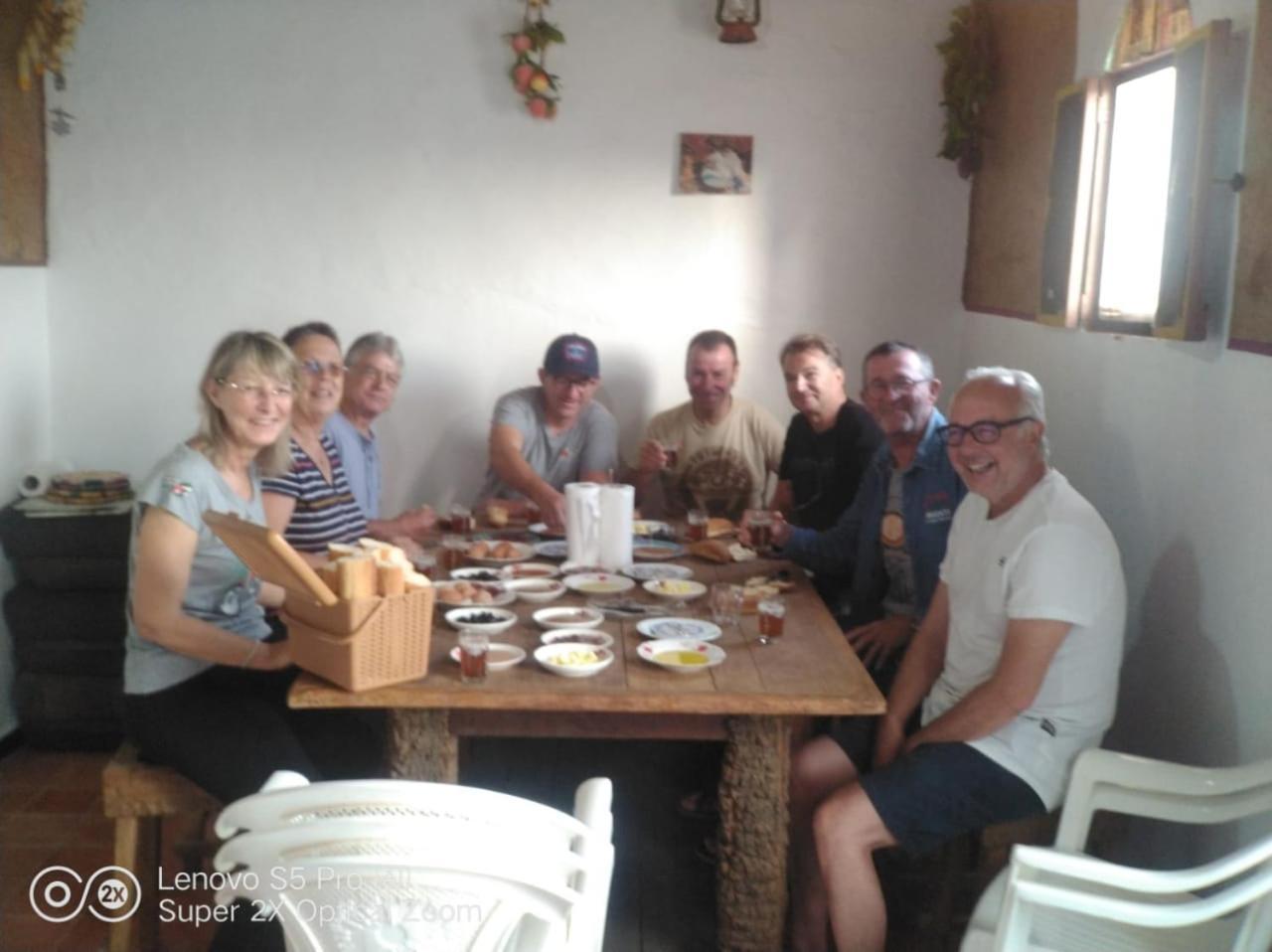 Maison D Hotes Tioute Chez Abdelmajid Екстер'єр фото